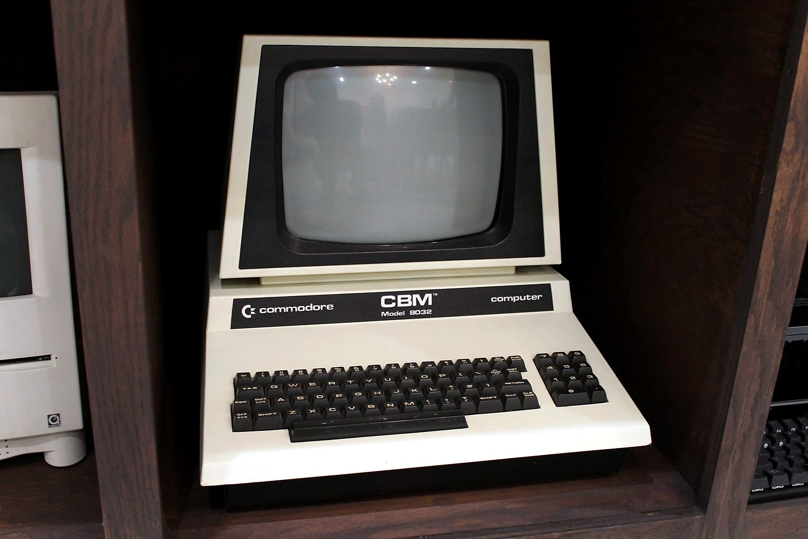 Commodore CBM PET dual floppy system · recent intake photograph